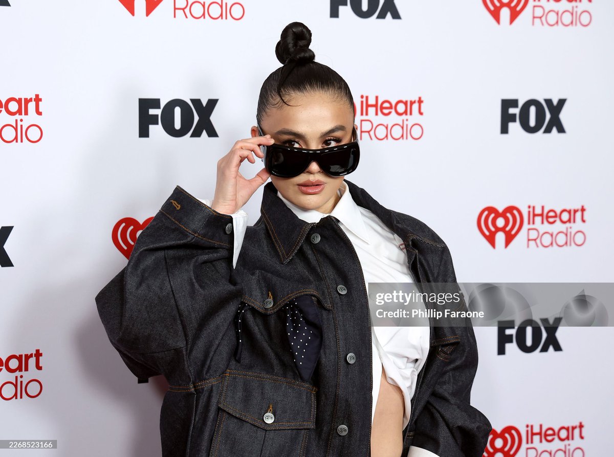 erull 🍓 tweet media