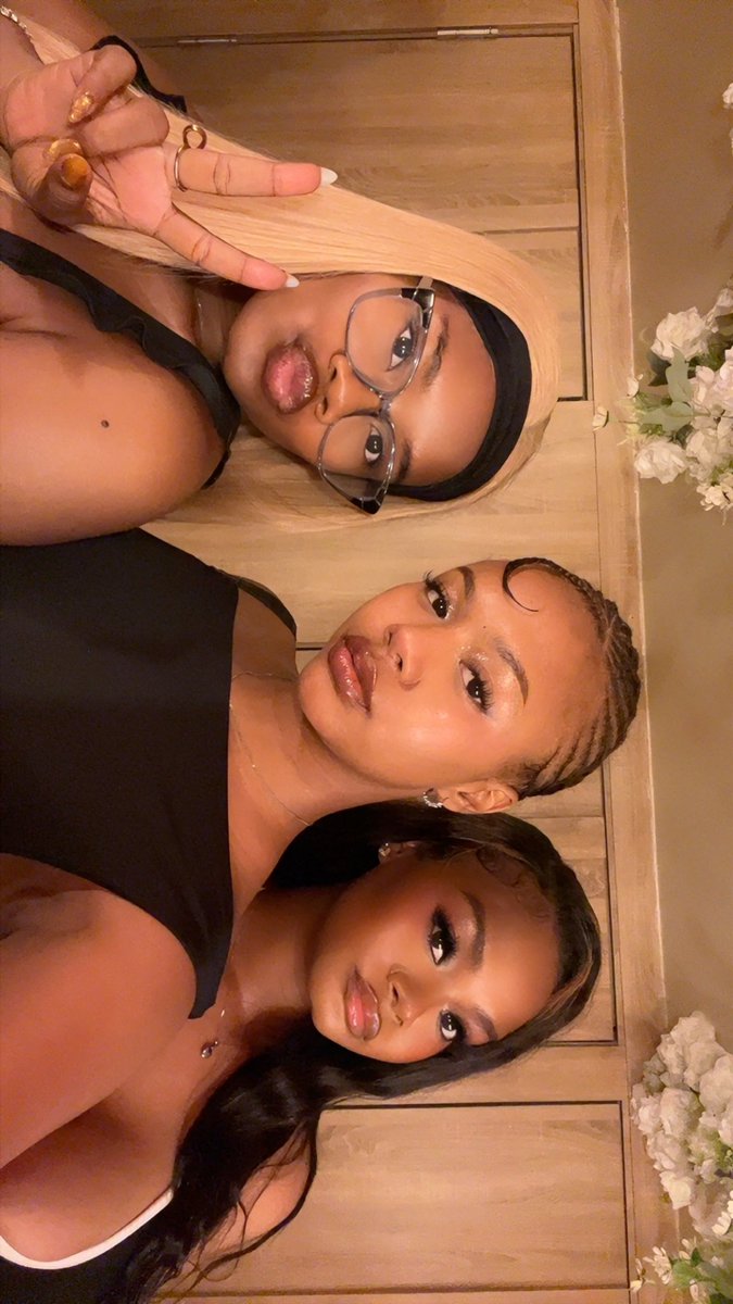 ᦓꪖ᥅ꫀꪀꪖ tweet media