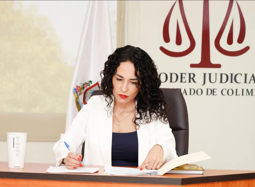 _dulcealcantar's tweet photo. DESDE HOY RECIBIMOS ASIGNACIÓN DE NUEVOS TOCAS DE 2026.

(Primera Sala Mixta)
👩🏻‍⚖️👩🏻‍⚖️🧑🏻‍⚖️⚖️👌🏻 https://t.co/s2sBk9iOTK