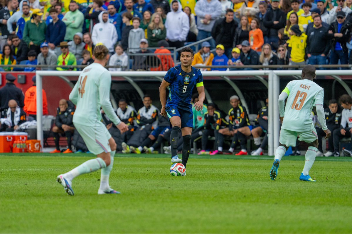 Gillette Stadium tweet media