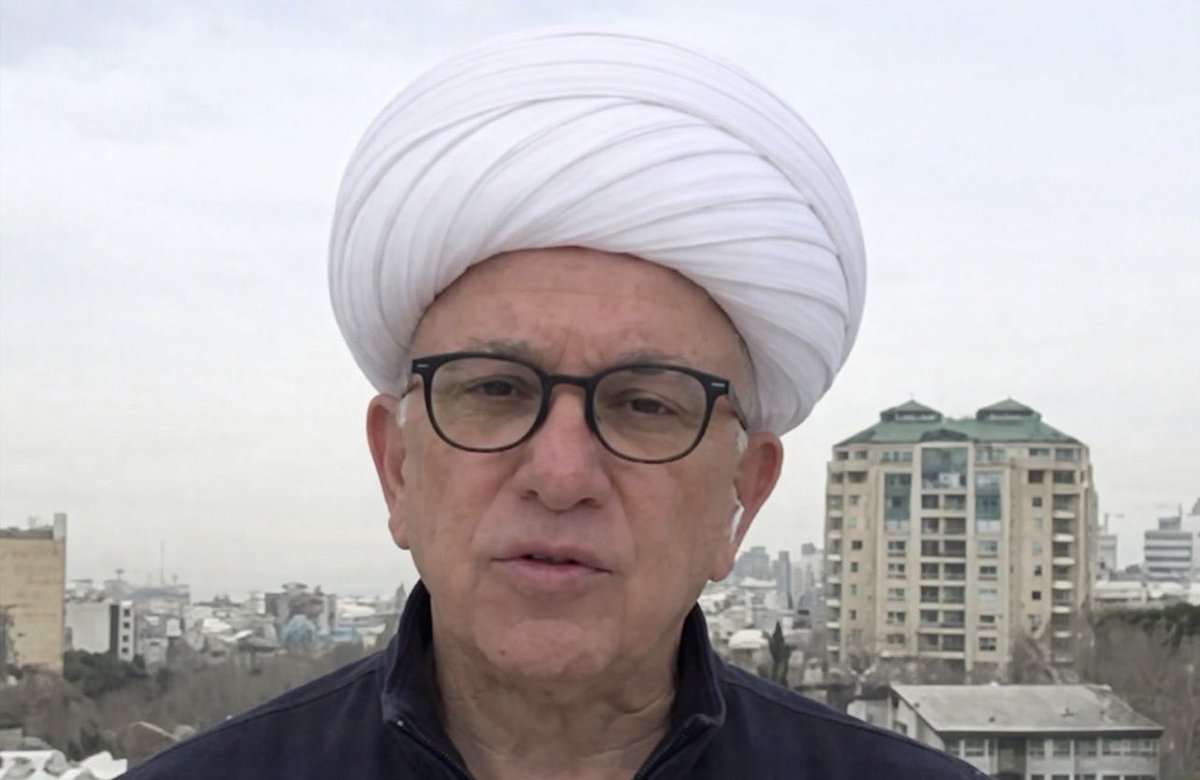 DFinanceEra's tweet photo. @__Verlaine__ @BFMTV Siavosh Ghazi, le porte parole des Mollahs et les Gardiens terroriste de la révolution… https://t.co/F5ikXZt81c