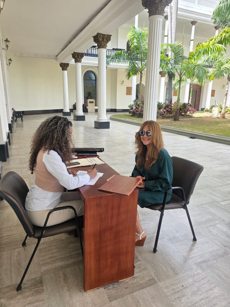 Eglée González Lobato | tweet media