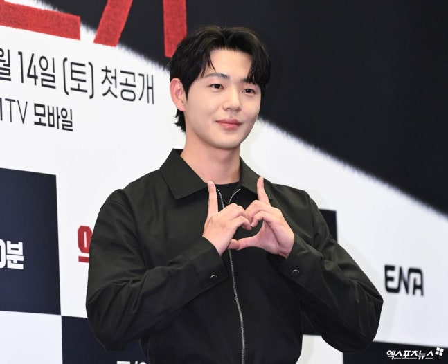 영화있지 tweet media