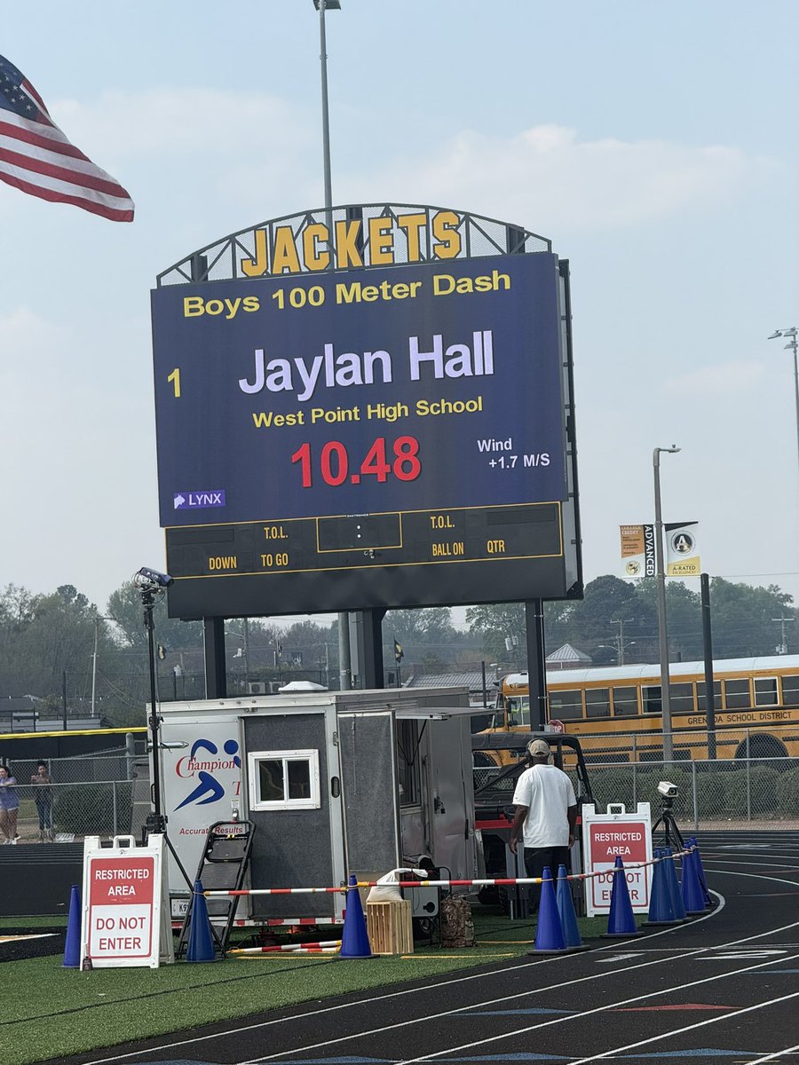 Jaylen Hall tweet media