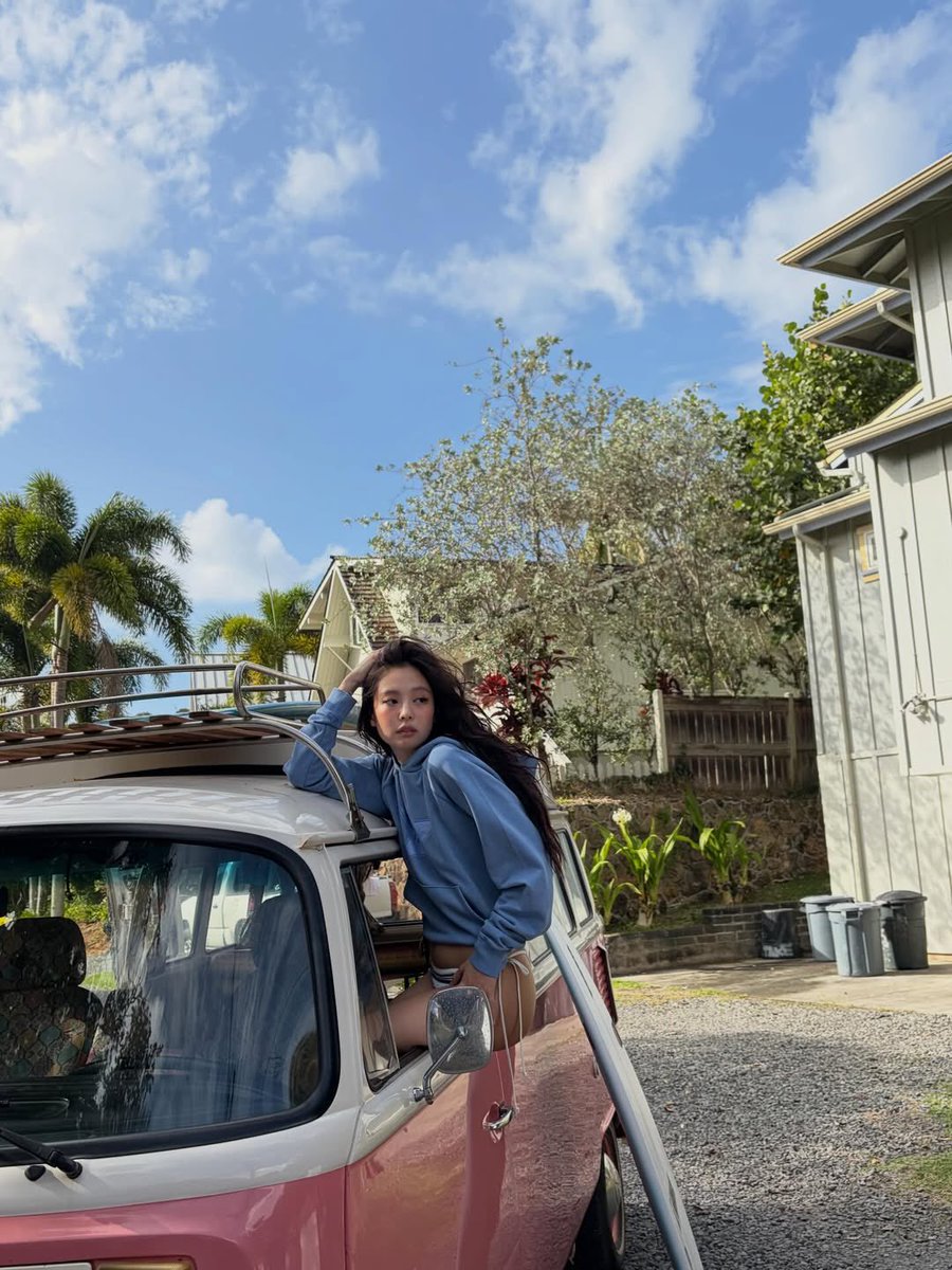 juniper moon σ̴̶̷̤ . σ̴̶̷̤ tweet media