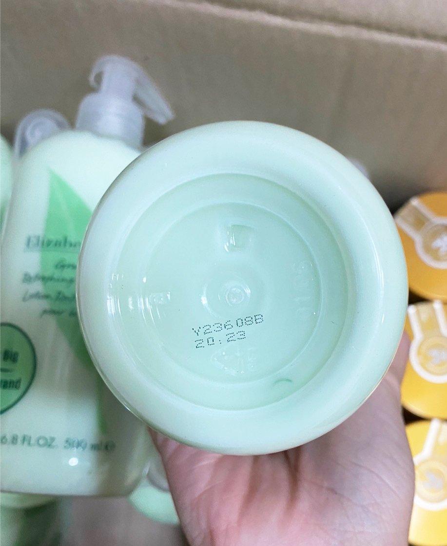 numjshop's tweet image. ✨🌿พร้อมส่ง ขวดละ 490 บาท #ElizabethArden Green Tea

🔸Refreshing Body Lotion 500ml : โลชั่นบำรุงผิว บำรุงผิวให้เนียนนุ่ม ชุ่มชื้น พร้อมมอบพลังสดชื่นให้กับคุณด้วยกลิ่นหอมอ่อนๆ

🔸Shower Gel 500ml เจลอาบน้ำ ช่วยชำระสิ่งสกปรก พร้อมมอบพลังสดชื่นให้กับคุณด้วยกลิ่นหอมอ่อนๆ

#นัมสต็อค