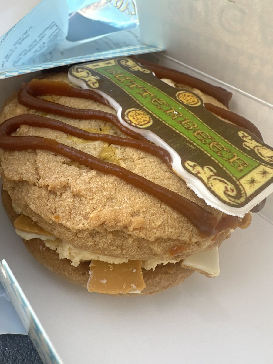 ✨Christie ✨ tweet media