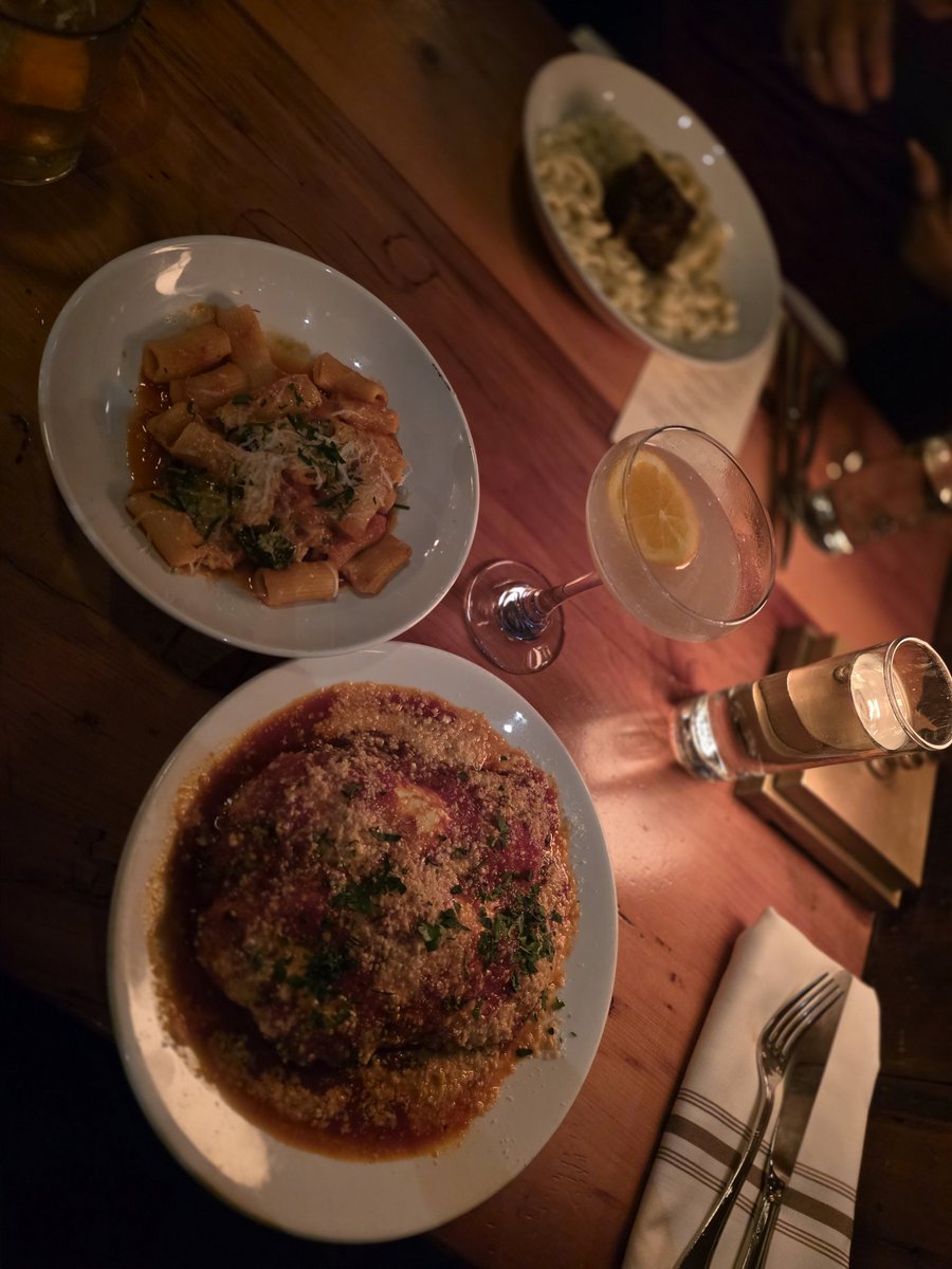 Pheromoan🦋🌸 tweet media