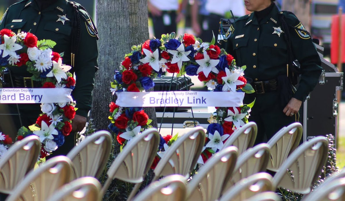 Style Magazine tweet media