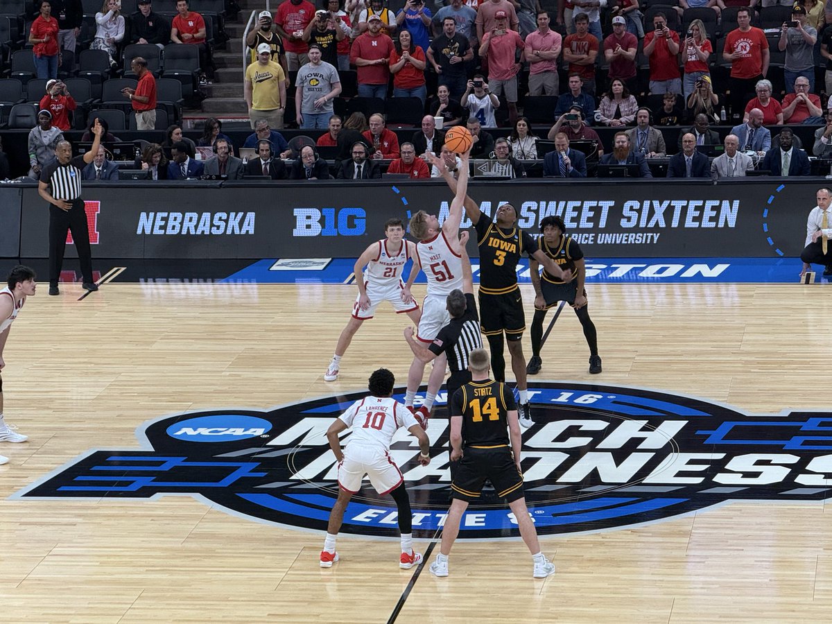 Bugl2em's tweet photo. Tip-off! #sweet16 #huskers #nebrasketball @Huskers @HuskerMBB @HuskerHC let’s do this!!! https://t.co/FJ26Fpdsqr