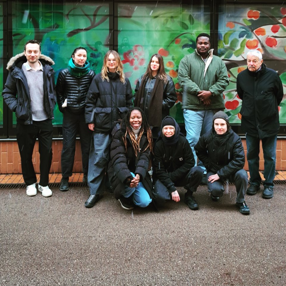 SergeBulat's tweet image. A temporary system of people, practices, and shared time.
Grateful for everyone who shaped these weeks - the conversations, the presence, the gestures. 

#artistresidency #vienna