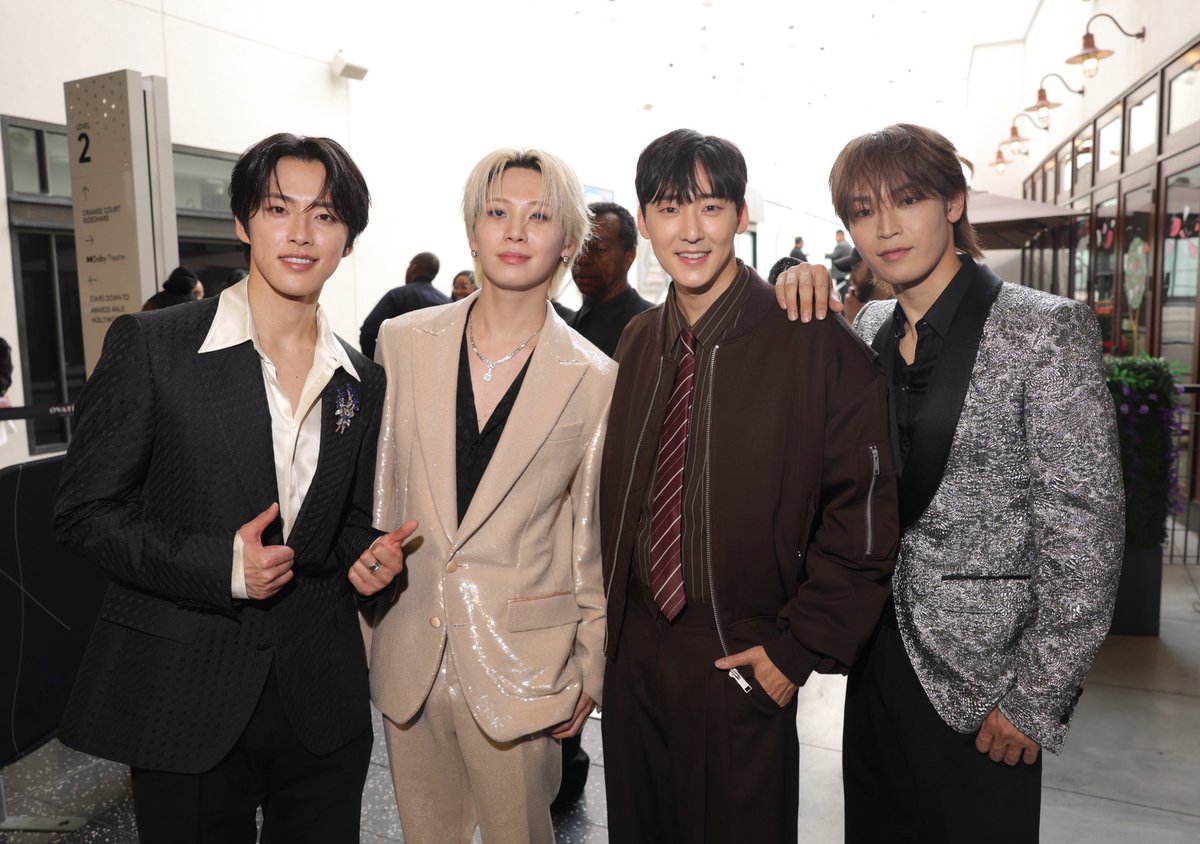 Platform PR tweet media