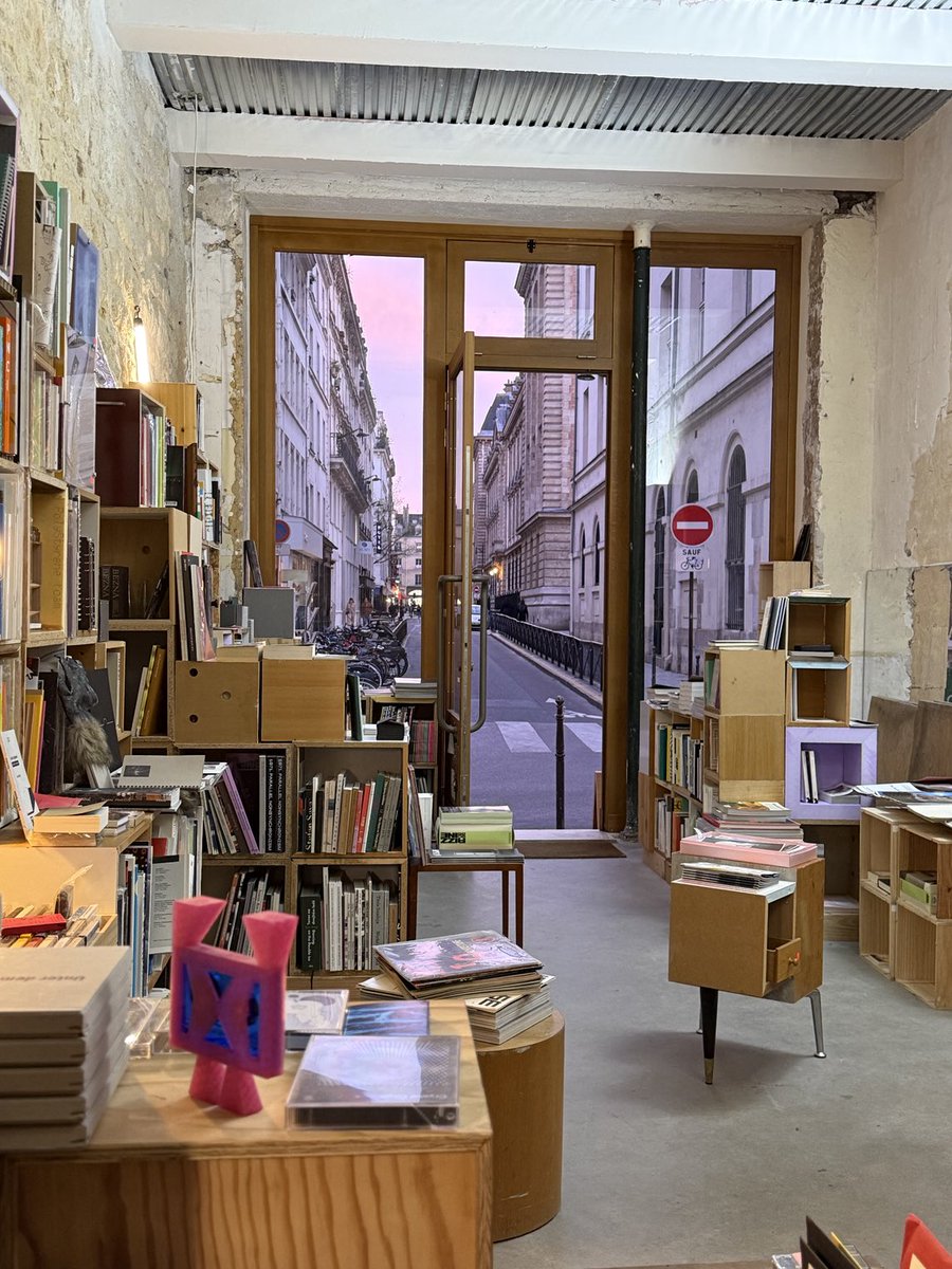 Motto Books tweet media