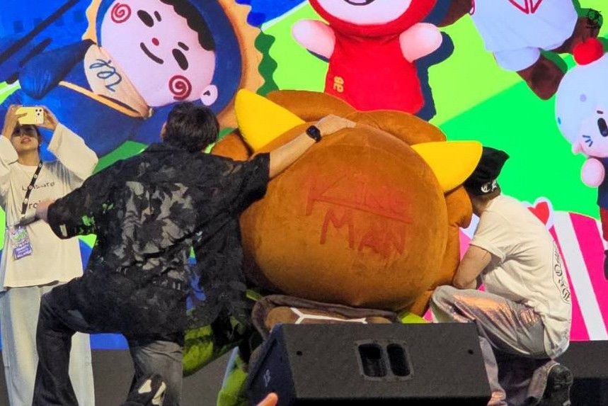 SINGTOFC_TH tweet media