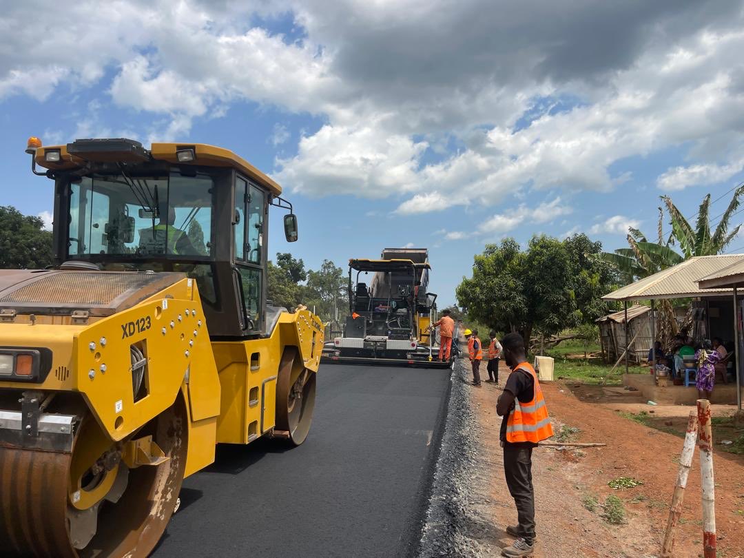cdzas's tweet image. Laying of asphaltic binder on Rehabilitation of Kpetoe - Ave Afiadenyigba Road Lot 7 (km
51.6-62.6).