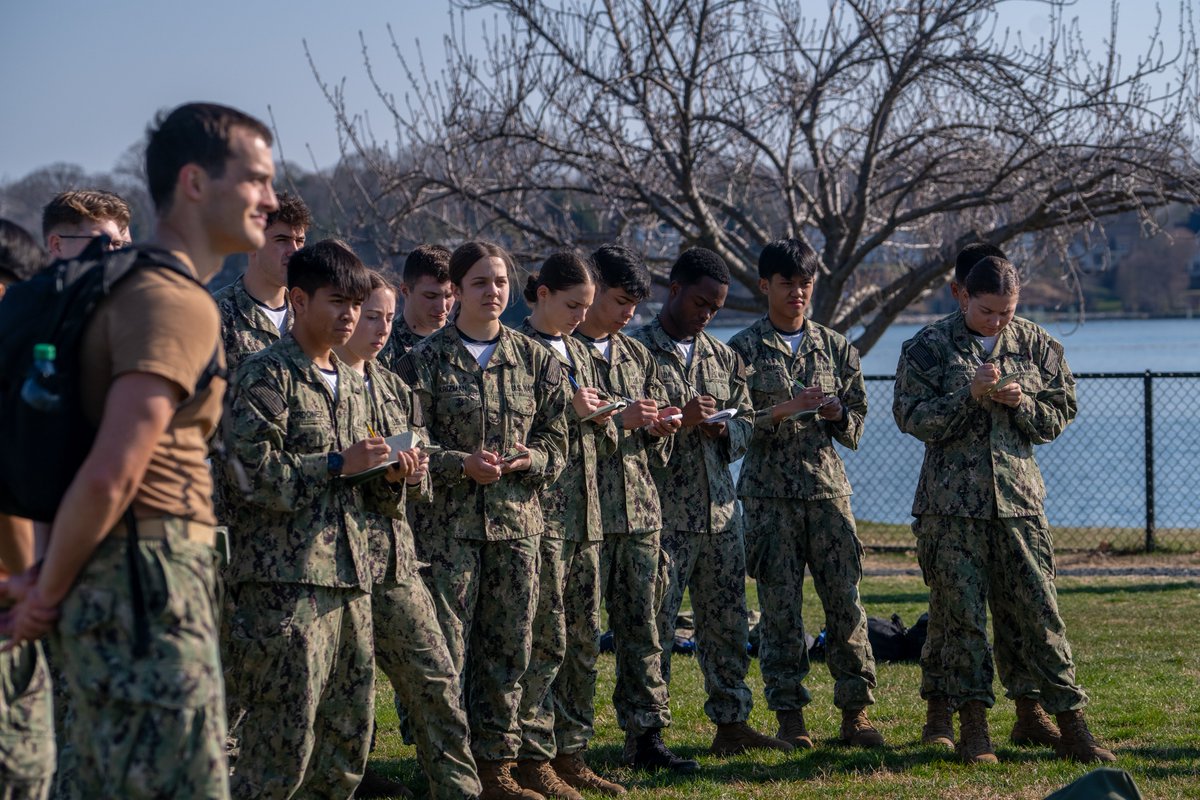 U.S. Naval Academy tweet media
