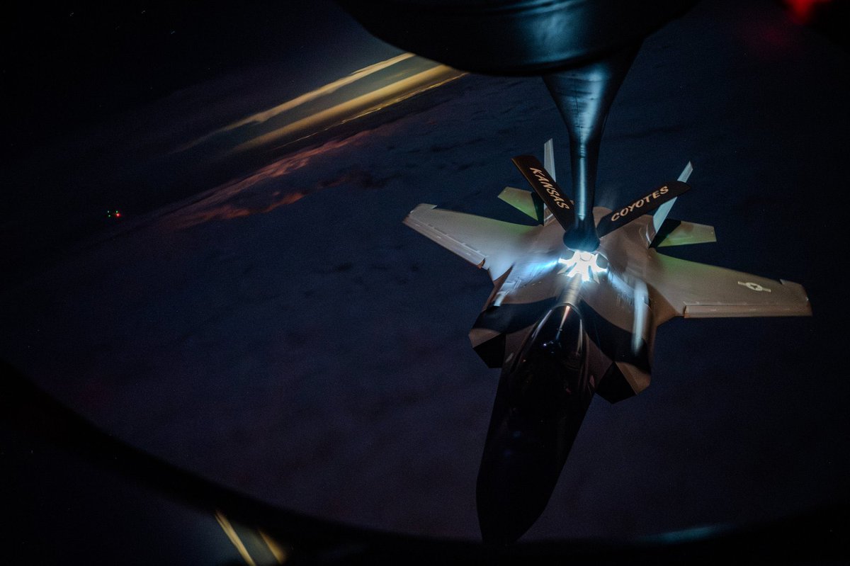 Little Think Tank tweet media