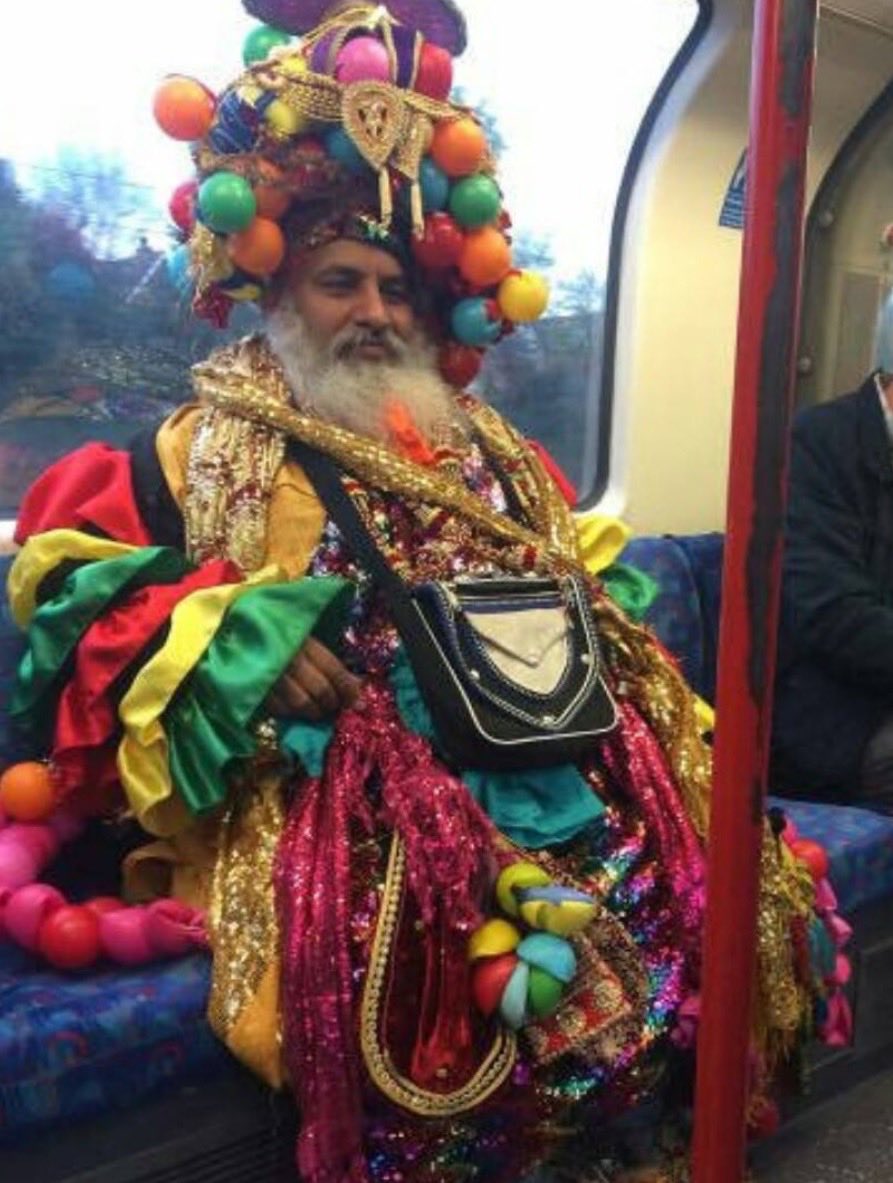 MrsGRV_V2's tweet image. This is the NPC you ignore and then spend the rest of the game trying to find again!

#npc #gaming #gamermemes #sidequest #funny #meme #npcenergy #relatable #viral #rareitems