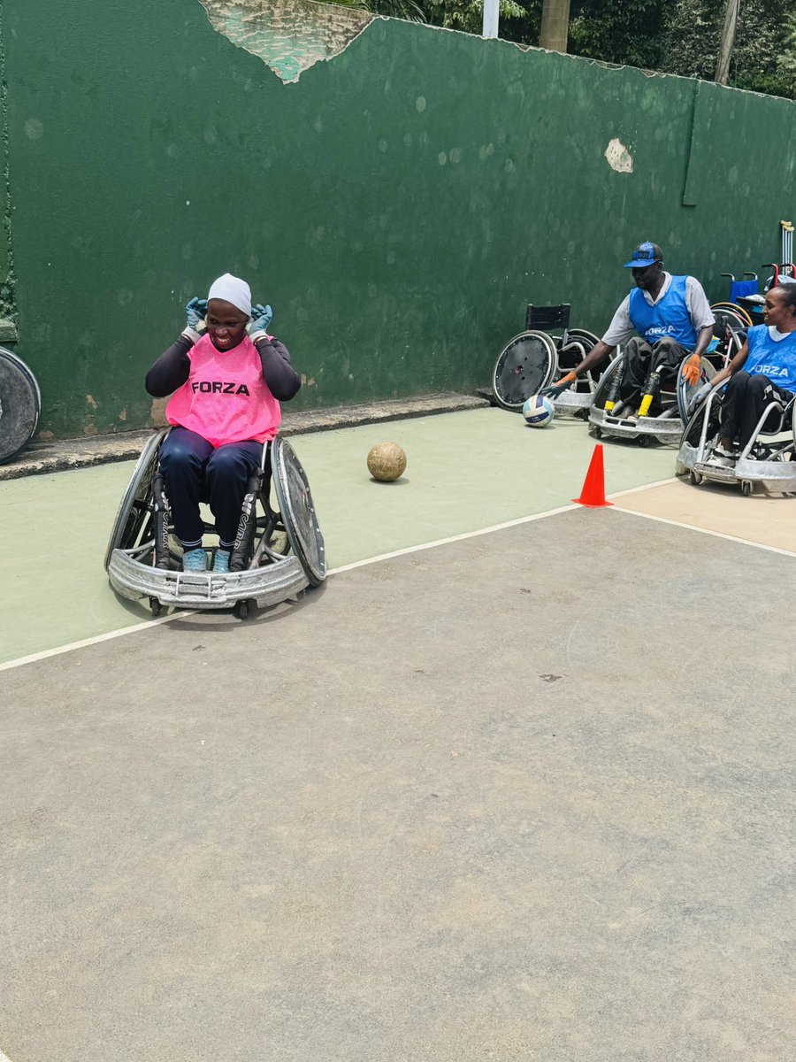 rugby_uganda's tweet photo. Rain ☔
Transport struggles 🚐
Heavy equipment 💺

Still, 7 athletes showed up and trained today 💪🏾

That’s the spirit of Uganda Wheelchair Rugby Federation.

We’re building toward Uganda’s first Wheelchair Rugby Championship (Aug 3–7, 2026) 🇺🇬🏉

We need support: https://t.co/mgUpFmYVmT