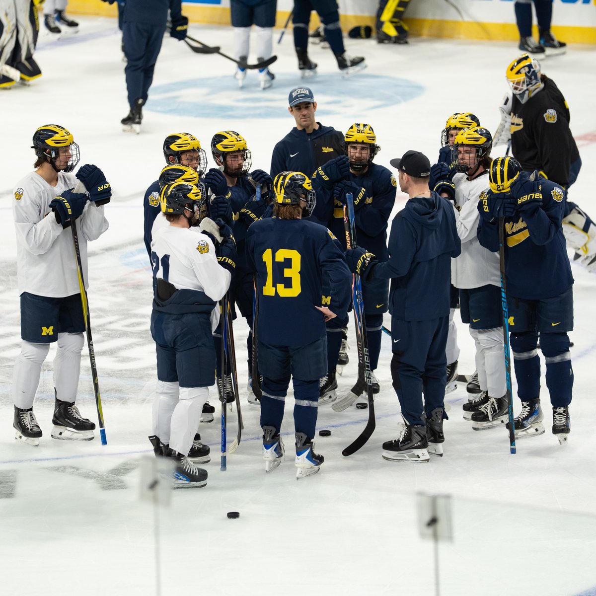 Michigan Hockey tweet media