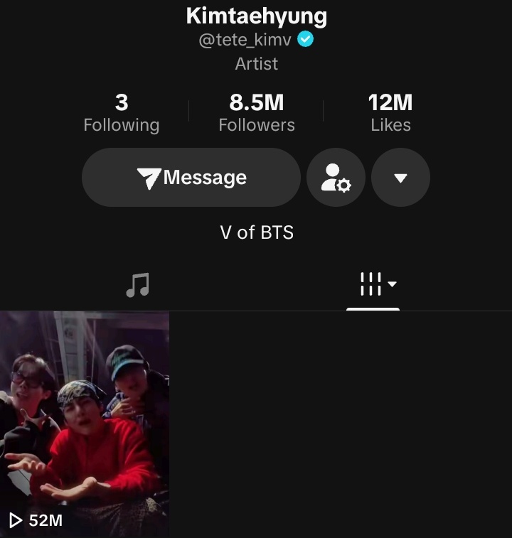 𝗧𝗨𝗟𝗜𝗣 tweet media