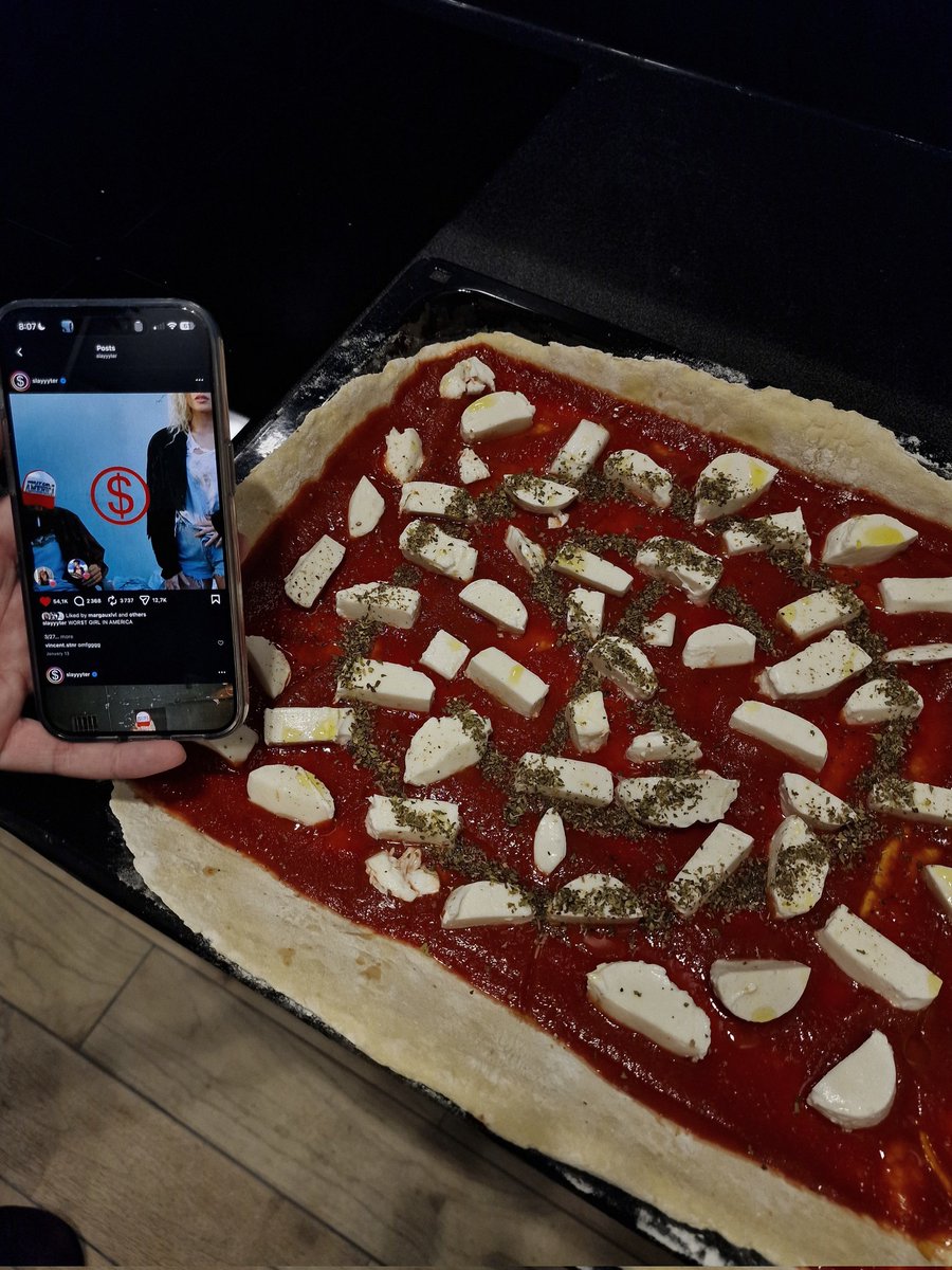 MⱯRGⱯUX 🦇 tweet media