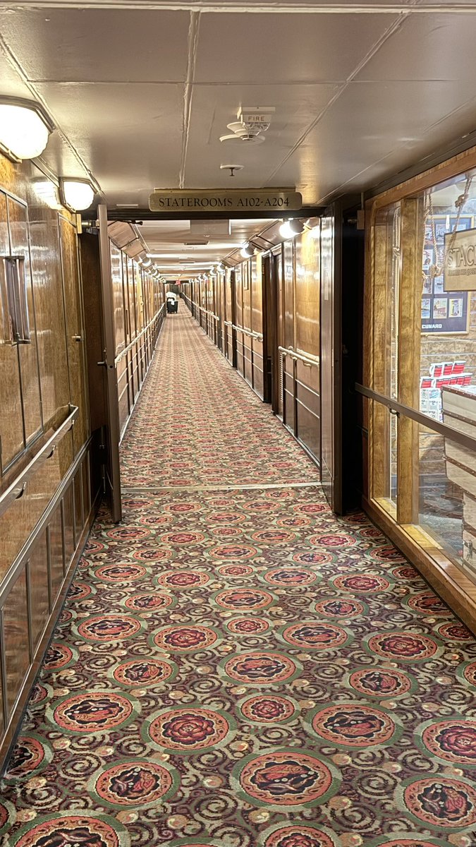 greg314's tweet photo. It first sailed in 1936. Now the Queen Mary rests in Long Beach and is a vintage hotel. https://t.co/ynQwJZUbLC