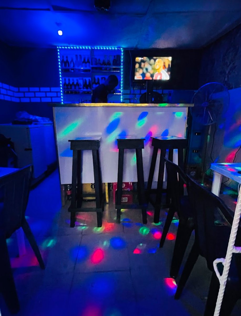 MOVIE FREEK 😊 tweet media