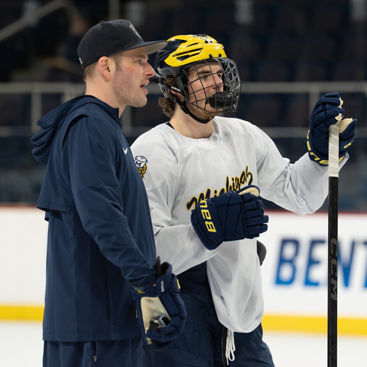 Michigan Hockey tweet media