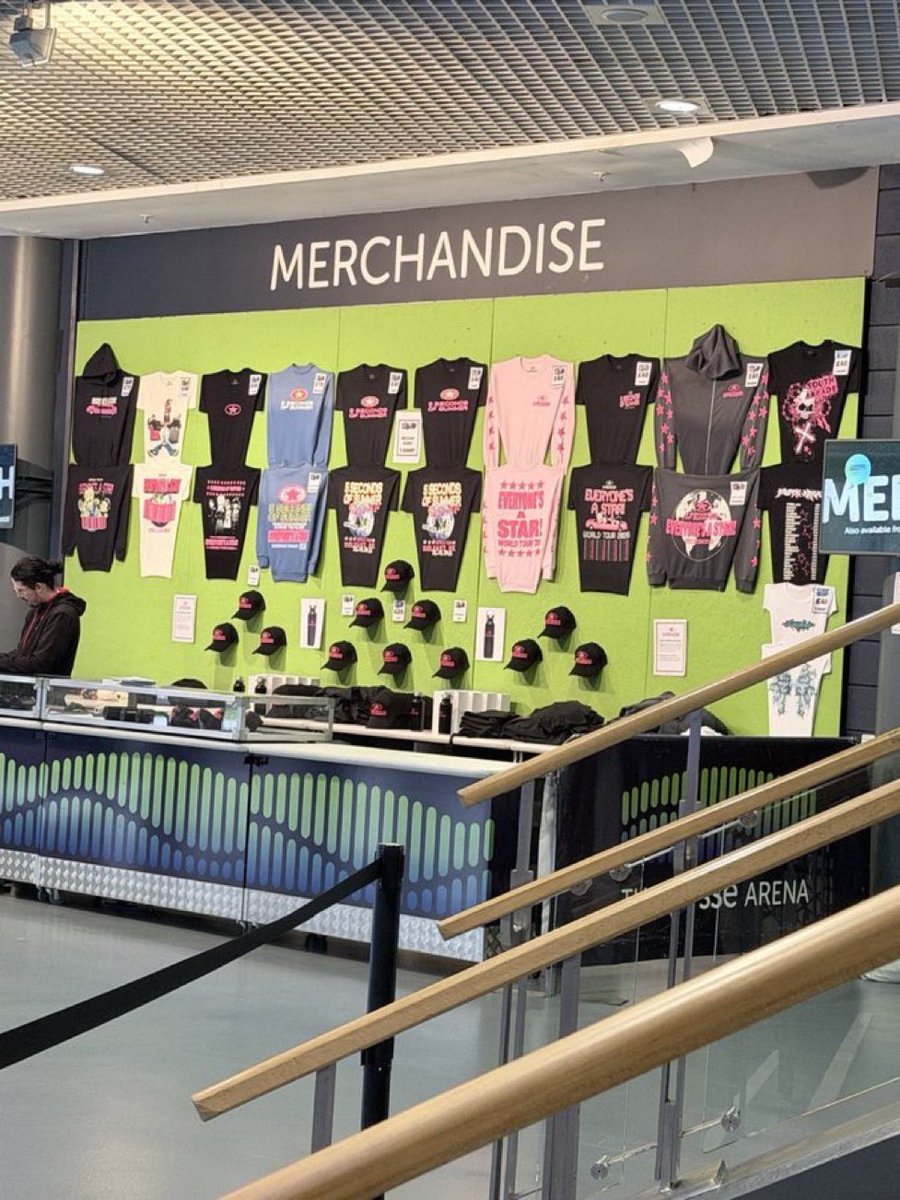 ✧₊⁺ star 🛸 ✮⋆˙ semi-ia tweet media