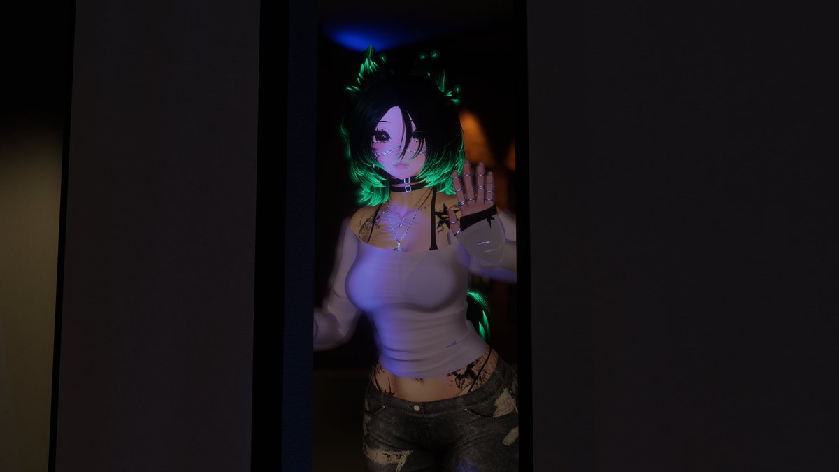 goodbyehazel's tweet photo. sometimes isolation is a good thing
#vrc #vrchat #NewBeginning https://t.co/9ff835i0Gu