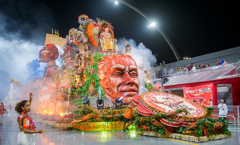 SRzd Carnaval tweet media