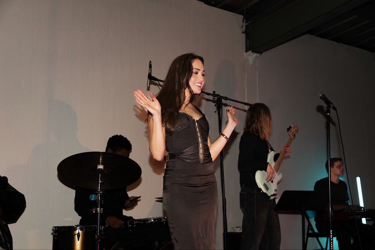 Lorelei Marcell tweet media