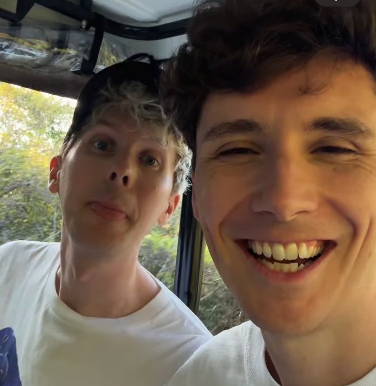 the nuttler ⚞•⚟ tweet media