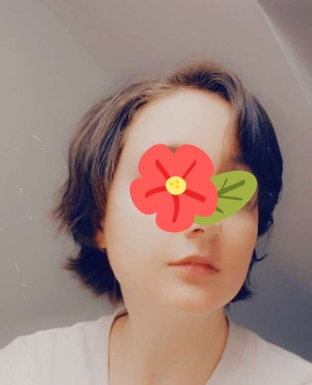 ClemRinchard's tweet photo. J'entame un long travail sur moi-même afin de prendre confiance en moi et d'arrêter de me détester.
Et ça commence par le fait de partager plus de photos de moi publiquement (mais on y va doucement, donc je cache encore un peu-)
Des photos qui datent, mais je les aime bien ! https://t.co/yH4vPDMpHo