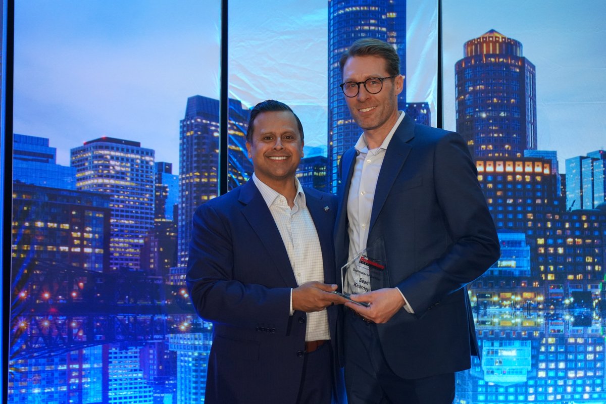 findanuberdoc's tweet photo. UberDoc CEO Sean Kearney was named a Dealmakers Award honoree at the Boston Smart Business Dealmakers  for taking our healthcare marketplace public on the CSE (CSE: APPT).
Going public was the milestone. Now comes the important to increase access to specialty care.  $APPT https://t.co/C04HPhAXaj