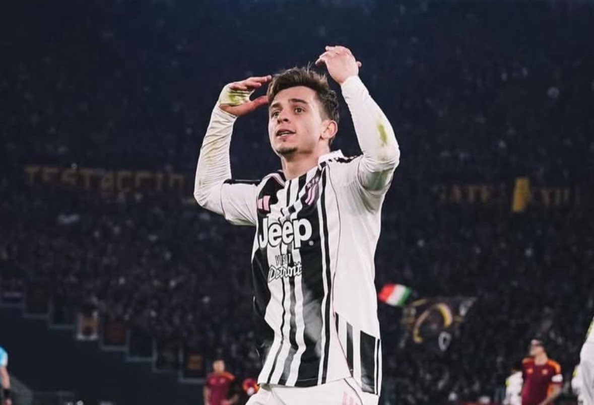 IAM FAN PW tweet media