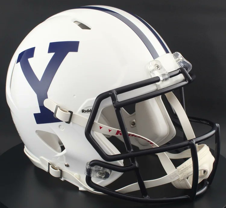 BPatroni55's tweet photo. Thanks @CoachJanecek for the invite to Yale Football spring practice! Looking forward to getting up to New Haven on 4/18.   🏈🏈

@coach_cahill @AlexKurtzYale  @JoshJosefczyk @yalefootball @YUFBRecruiting 

@_CoachTimMurphy @UnionvilleHSFB @coach_hadac @5StarFBRecruits @PatrickBowes32 @CoachJayUConn @mfarrellsports @PRZVicCastillo @PrepRedzonePA @footballcoach79