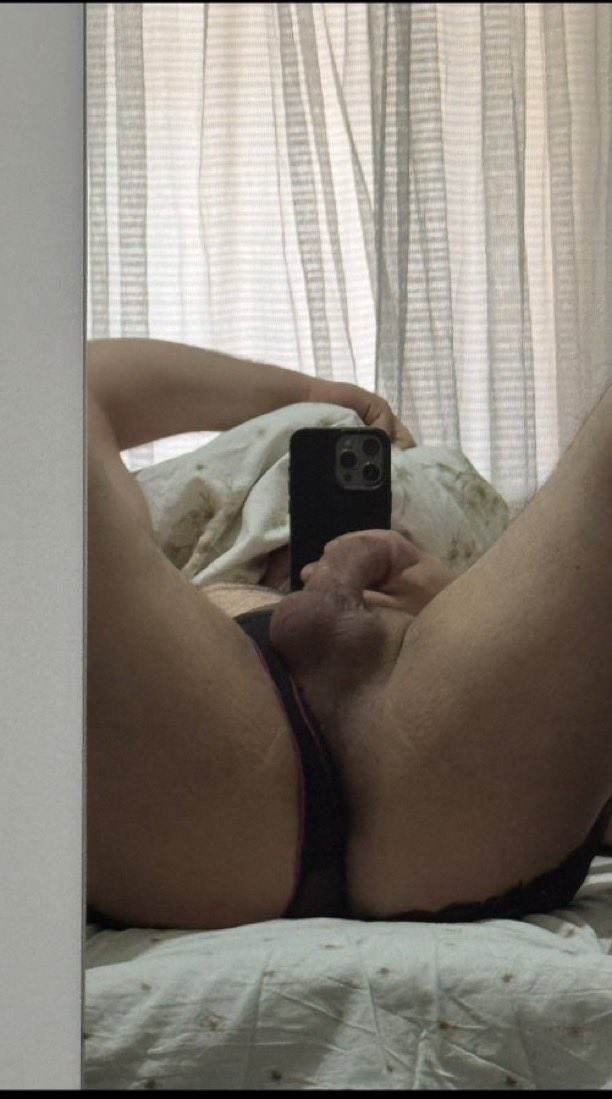 abroivan tweet media