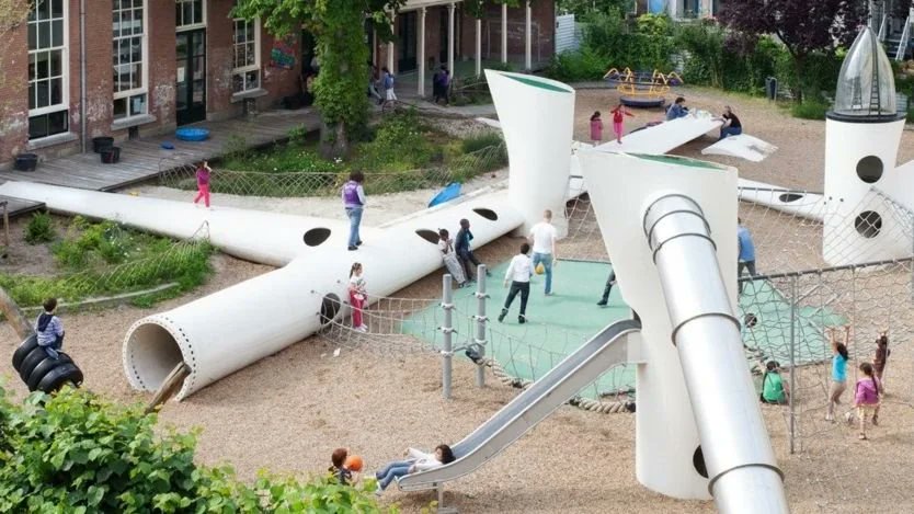 andruchor tweet media