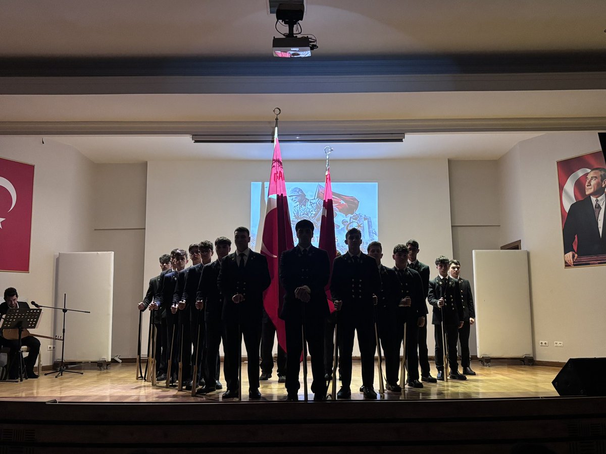 Ahidenizcilik's tweet photo. 18 Mart Çanakkale Zaferi Oratoryo ve Tiyatro Programımız 🇹🇷
Pusulamız daima tarihimizden aldığımız ilhamla yön bulacaktır. ⚓️
#18Mart #ÇanakkaleZaferi #ÇanakkaleGeçilmez #Denizcilik
@RizeMem53 @RizeVali
@CayeliMem @cayelikaymakam
@RTErdogan @Yusuf__Tekin @tcmeb https://t.co/JeO3ciuIXK
