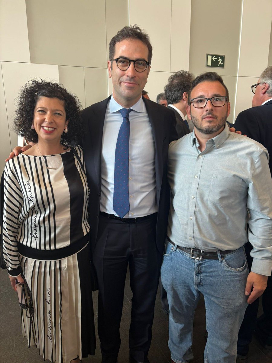 Silvia González /♥️ tweet media