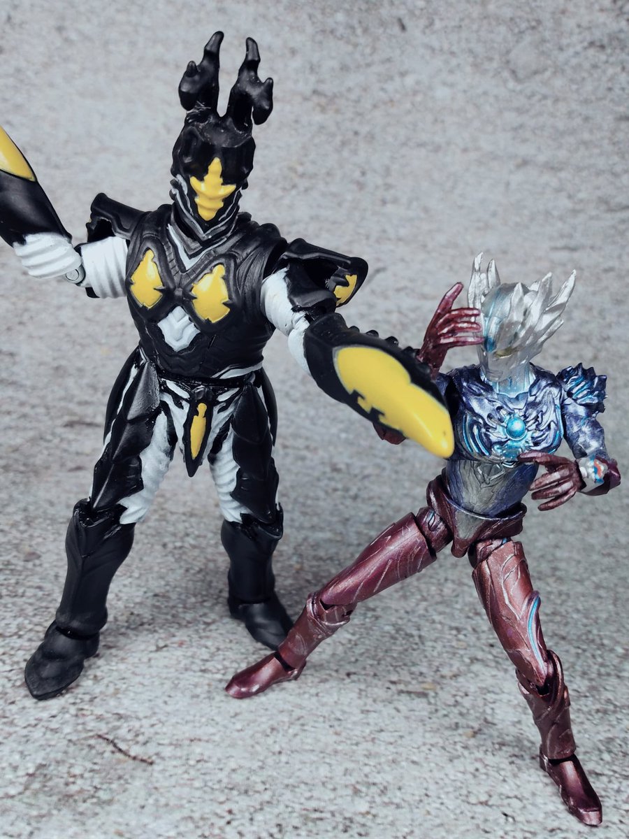 PekasamR's tweet photo. repaint my chodo Ultraman Saga https://t.co/UAwWfP4378