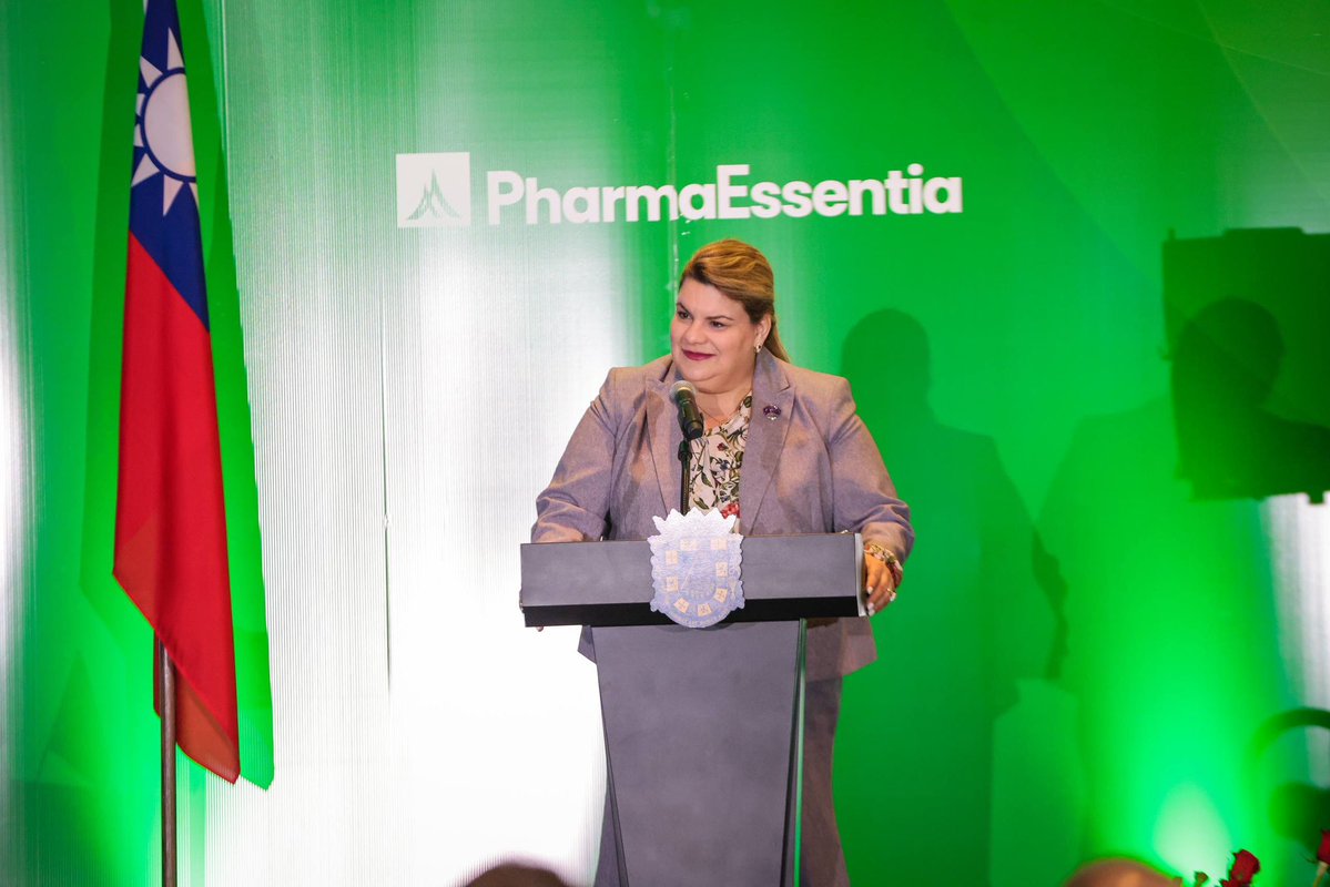 Jenniffer González tweet media