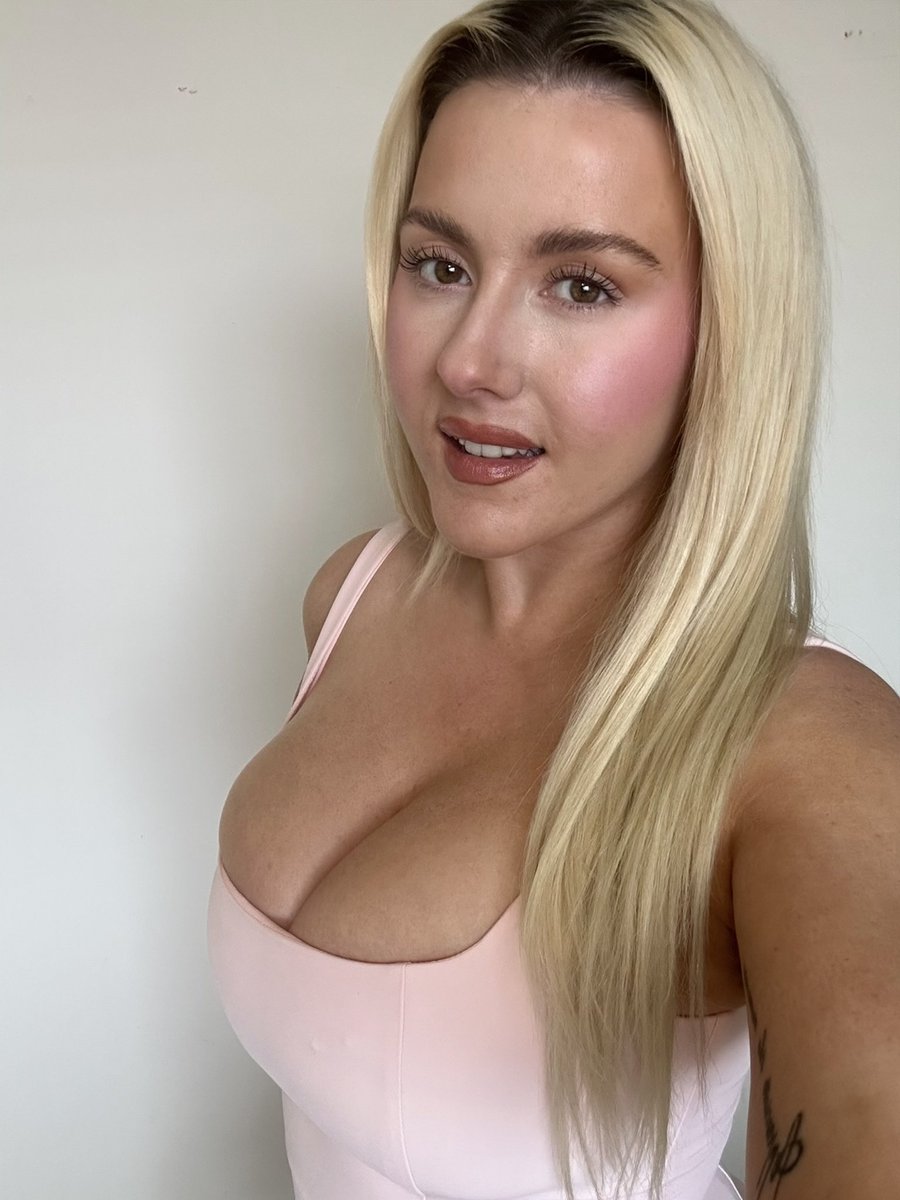 Bambi Cox tweet media