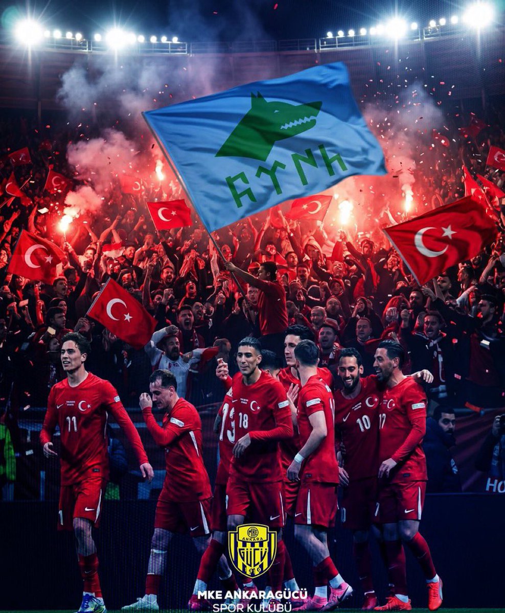 Ozlemce10_'s tweet photo. "Ceddin deden, neslin baban"😄🎶

Ama nasıl da güzelsiniz...🙏 #BizimÇocuklar ❤️🤍
Tebrikler.. 🤗 https://t.co/19ROAZJmiB
