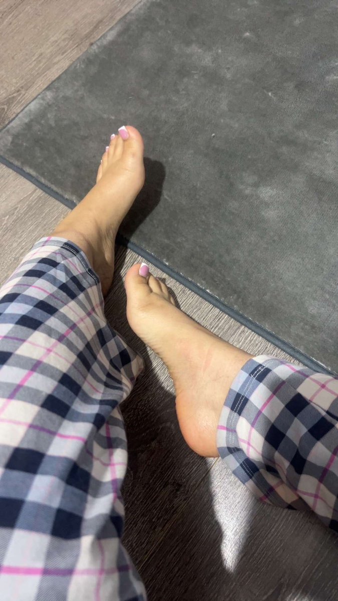 Goddess Azura tweet media