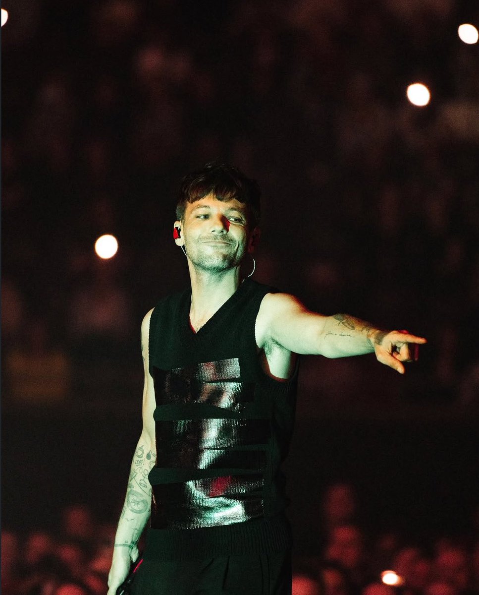 como les explico que no es ninguna exageración el hecho de que yo por este tipo recibiría UNA BALAAAA