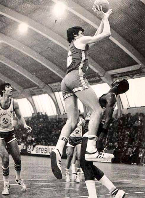 BaloncestodeAyer y DeporteVintage tweet media
