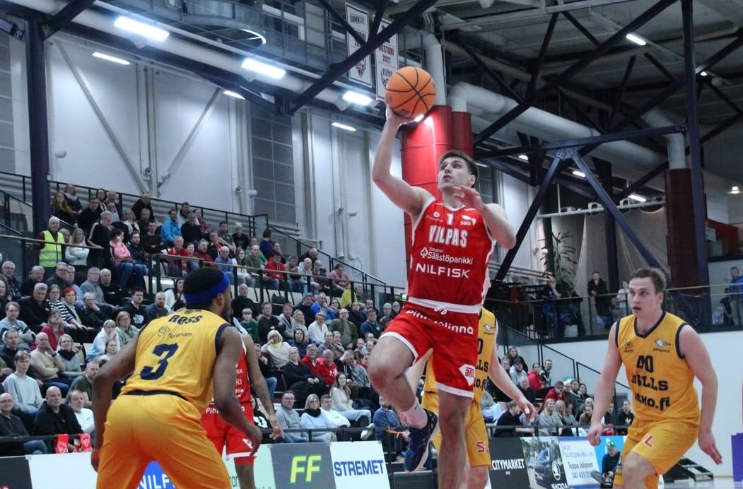 sarnowski88's tweet photo. Teemu Suokas in ๐ซ๐ฎ Quarter-Finals Game 2 recorded 11 points (80%FG!), 7 assists in 21 minutes! ๐ฅ #BDAI
Pyrinto 75-82 Vilpas, best-of-7 series, 0:2 #korisliiga https://t.co/H98EzH1N0x